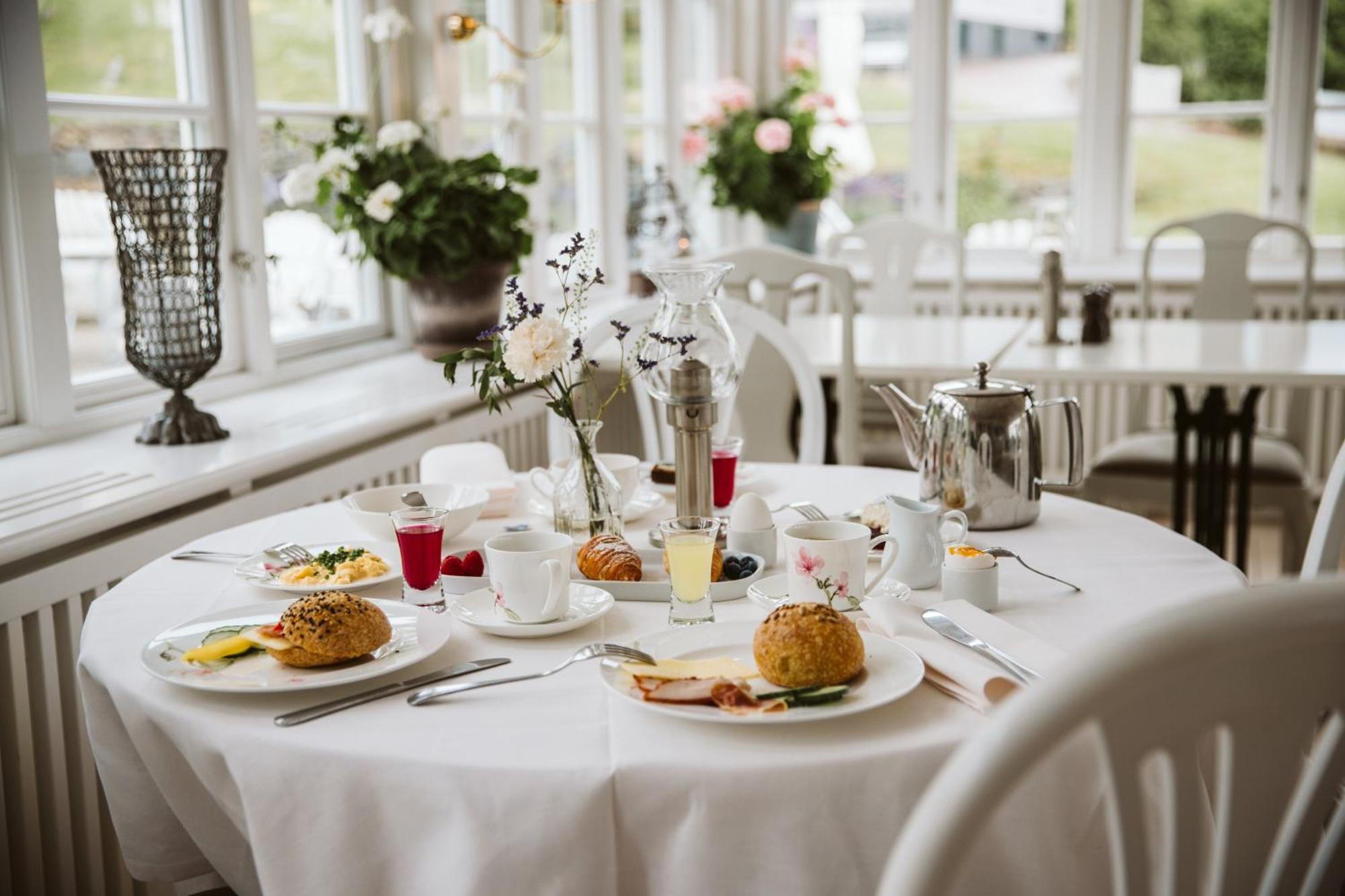 Hotel Rusthallargarden Arild Luaran gambar